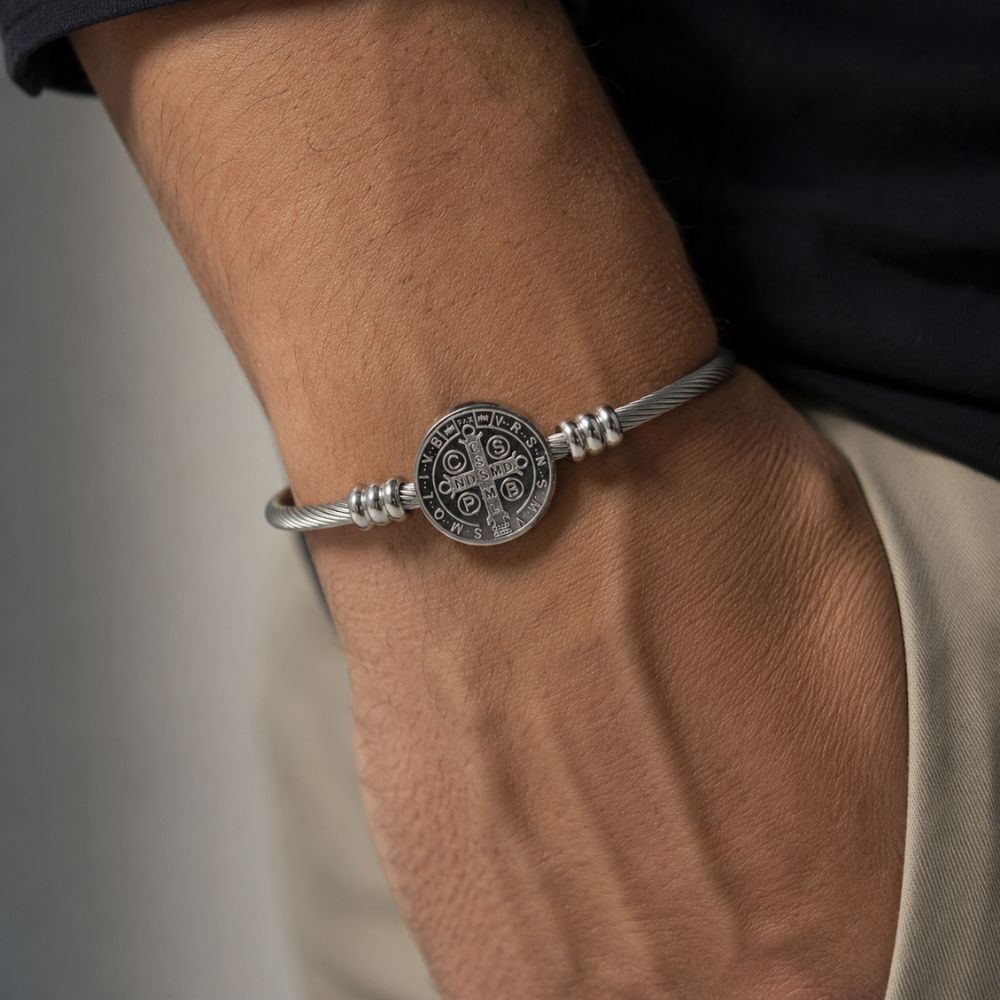 Bracelete Medalha de São Bento